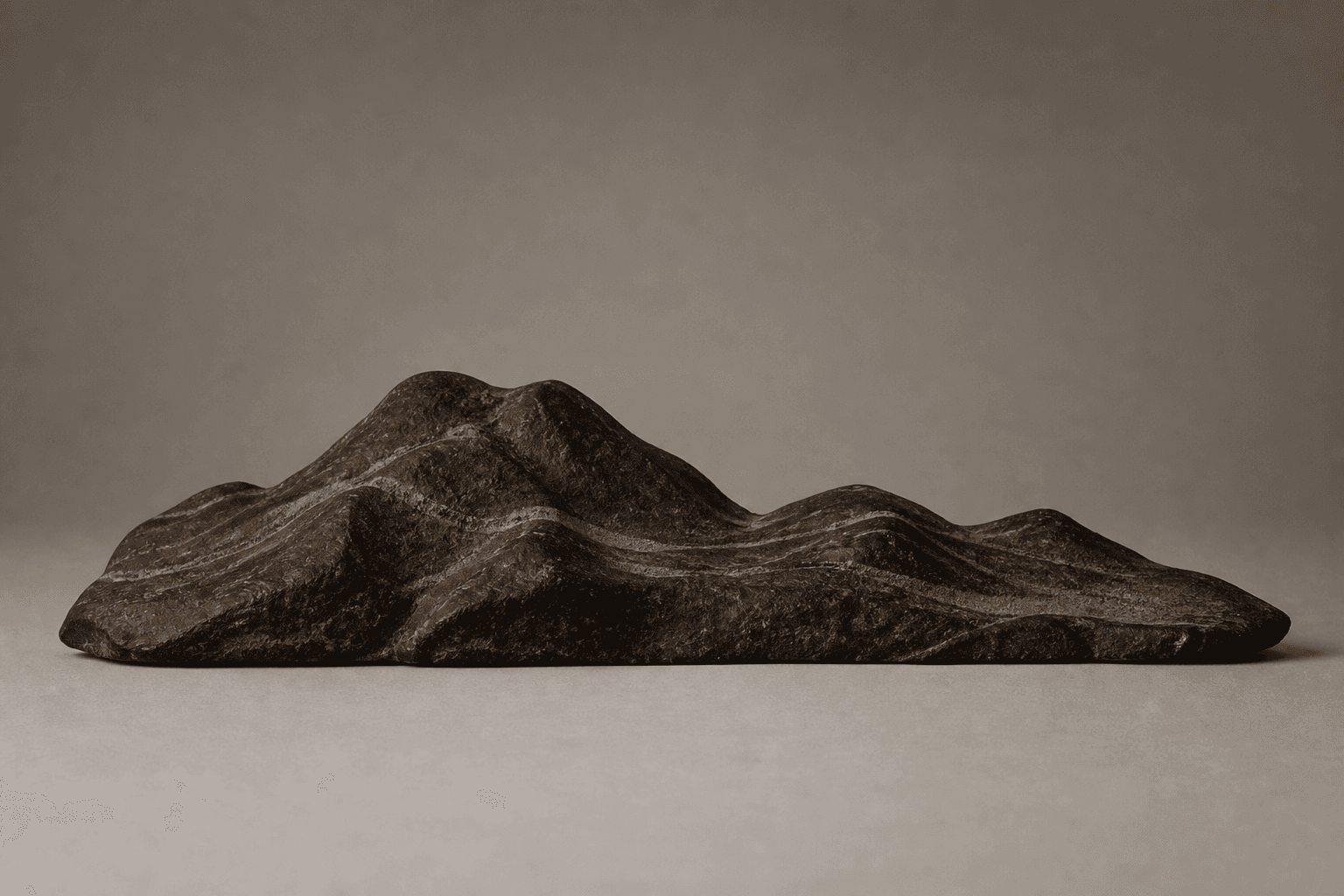 卧山